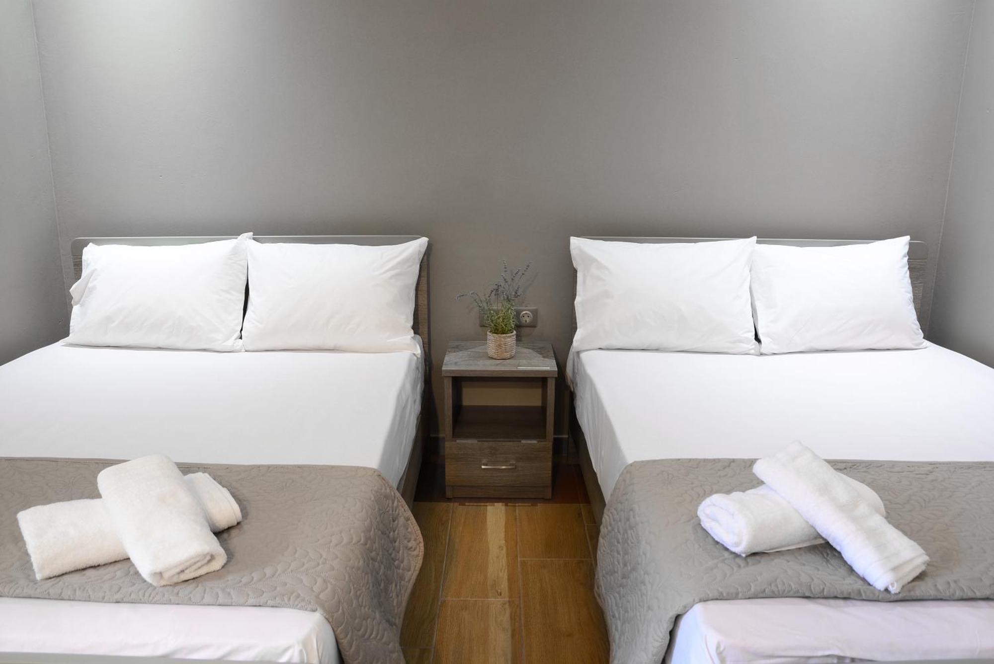 Nikoletakis Apartments Paralía Panteleímonos Eksteriør bilde